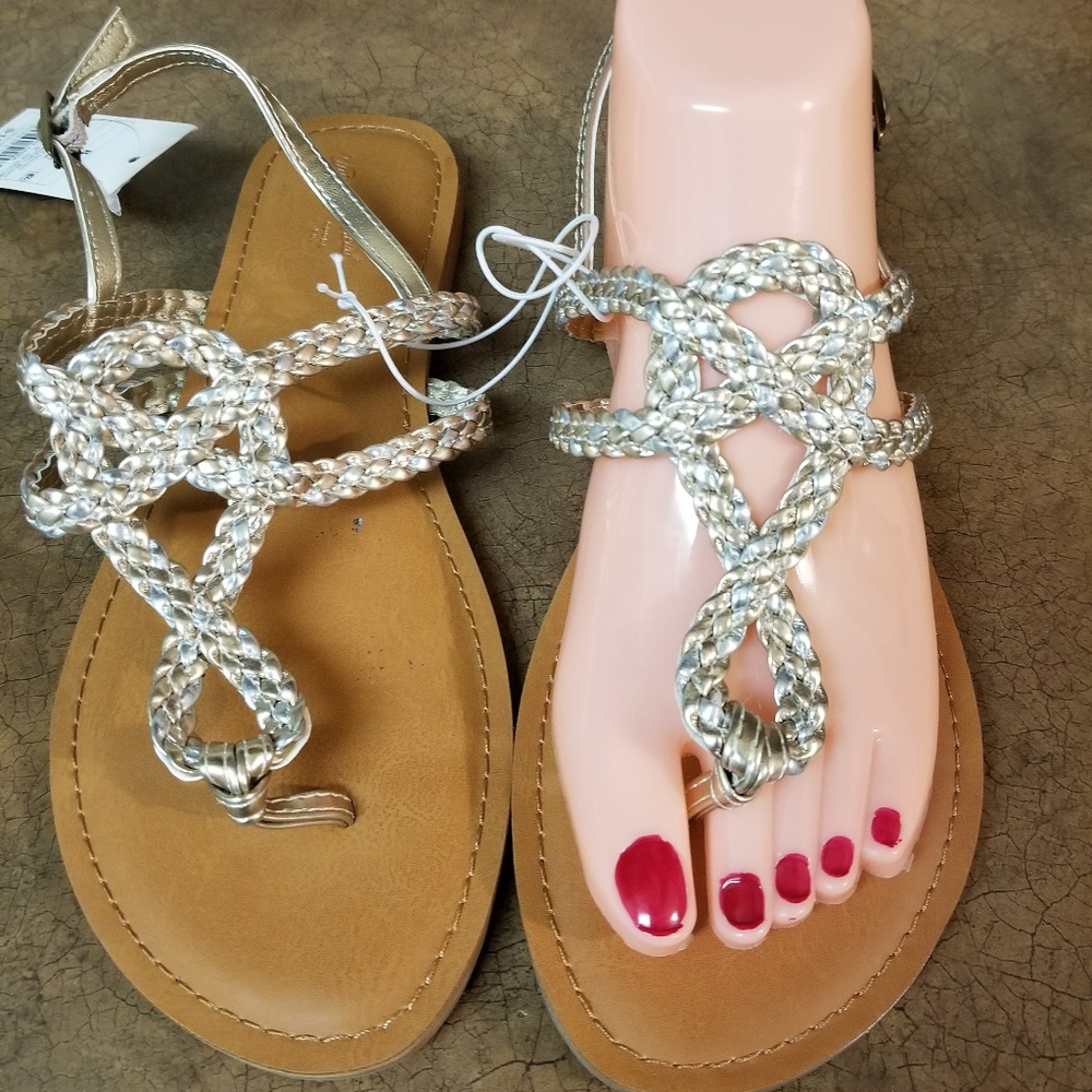 Women's Silver & Gold Sandals (NEW) - Picture 3 of 7